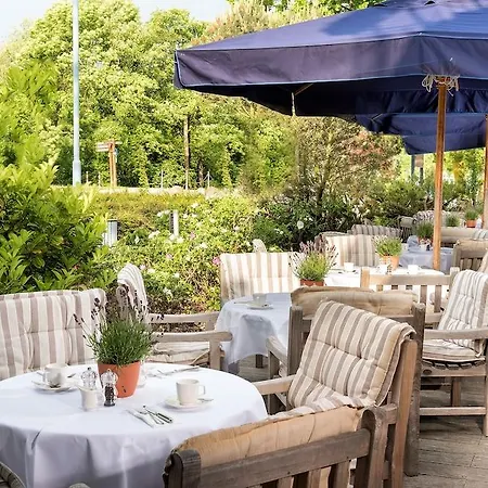 Dorint & Ostseebad Ξενοδοχείο 4*