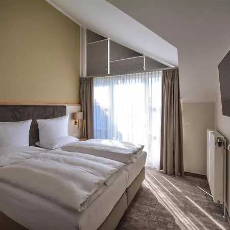 فندق Dorint & Ostseebad فاستروم