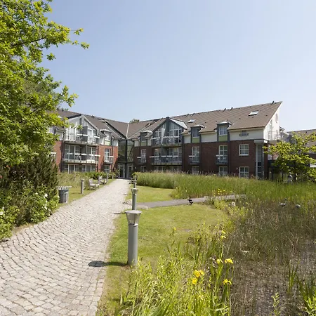 Отель Dorint & Ostseebad 4*